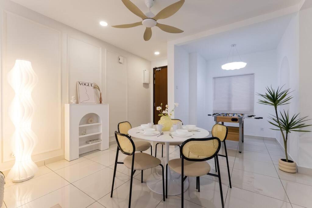 Apartment Instagrammable Paraiso Near Pavilion Bukit Jalil 7pax