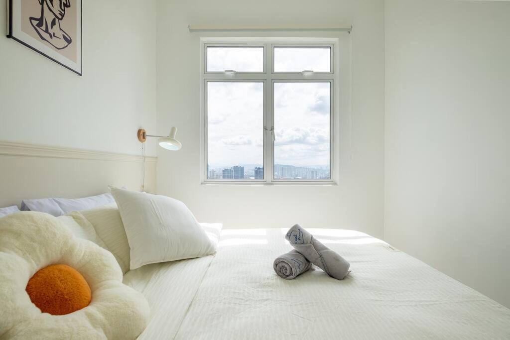 Instagrammable Paraiso Near Pavilion Bukit Jalil 7pax Apartment